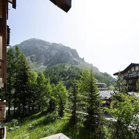 Adonis - Stylish 2 Bedroom Nr Centre Of Town Appartamento Val-dʼIsère